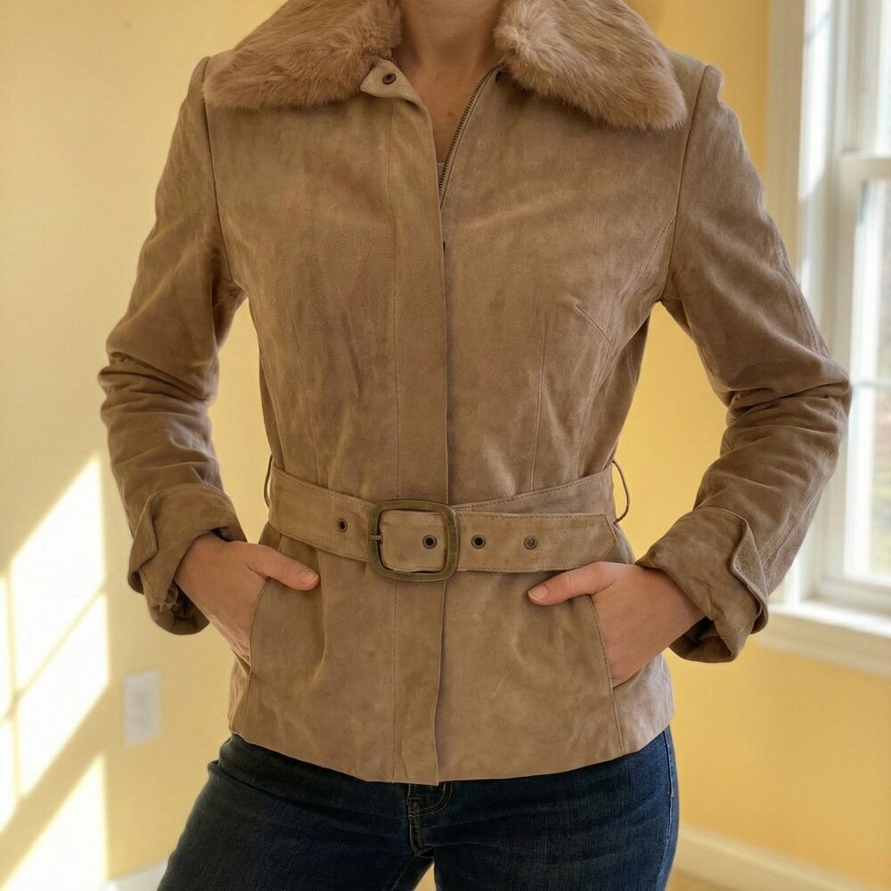 CONTEXT, Gorgeous belted suede jacket, fur collar, cutout details, sz 8.